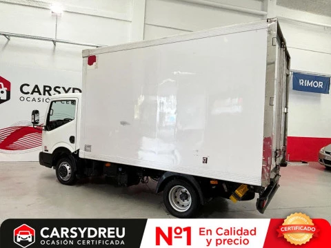 Nissan NT400 28.13/1 Básico R Cabina Abat Corta