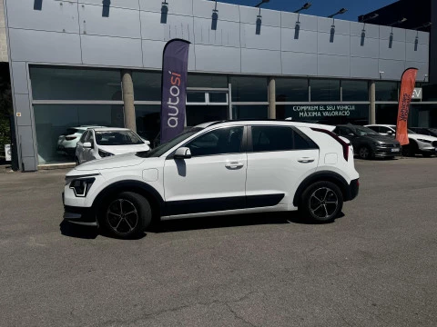 Kia Niro 1.6 GDi PHEV 104kW (141CV) Concept