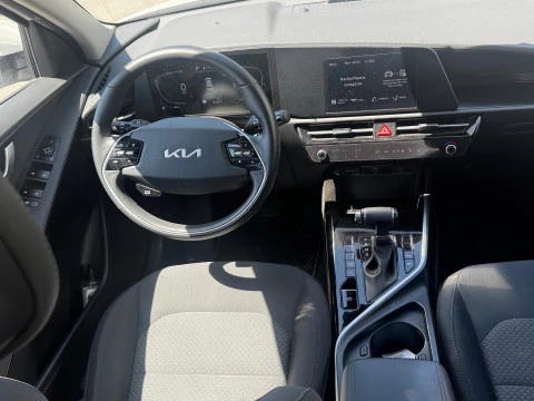 Kia Niro 1.6 GDi PHEV 104kW (141CV) Concept
