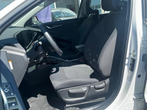 Kia Niro 1.6 GDi PHEV 104kW (141CV) Concept