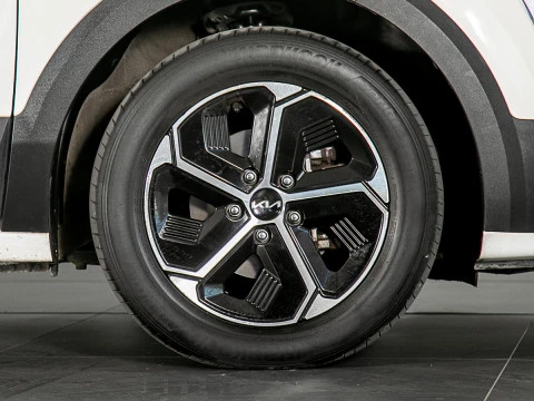 Kia Niro 1.6 GDi PHEV 104kW (141CV) Concept