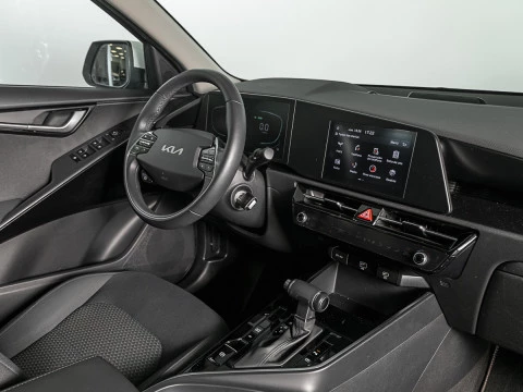 Kia Niro 1.6 GDi PHEV 104kW (141CV) Concept