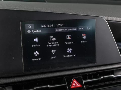Kia Niro 1.6 GDi PHEV 104kW (141CV) Concept