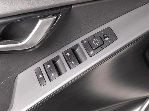 Kia Niro 1.6 GDi PHEV 104kW (141CV) Concept