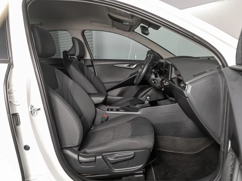 Kia Niro 1.6 GDi PHEV 104kW (141CV) Concept