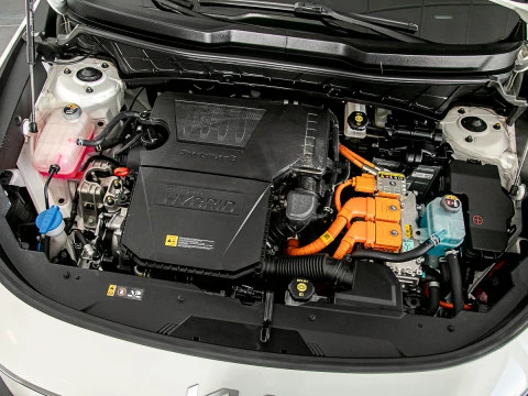 Kia Niro 1.6 GDi PHEV 104kW (141CV) Concept