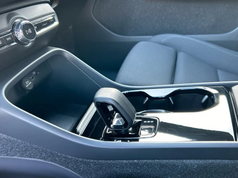 Volvo XC40 BEV 82KWH 