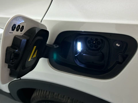 Volvo XC40 BEV 82KWH 