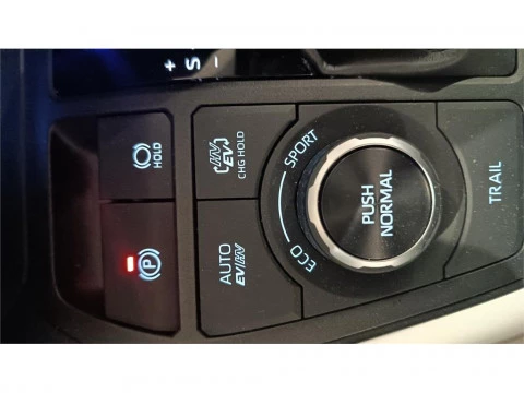 Toyota RAV 4 5P Advance 300PH e-CVT (AWD-i)