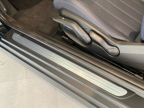 MINI Cooper  C 115 kW (156 CV)