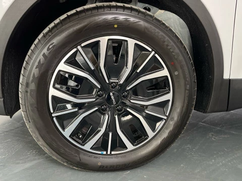 EBRO S700 1.5 TGDI PHEV Luxury E-CVT