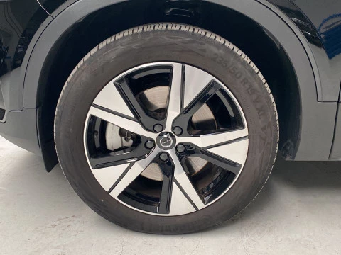Volvo XC40 1.5 T5 RECHARGE R-DESIGN DCT 5P