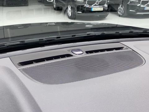 Volvo XC40 1.5 T5 RECHARGE R-DESIGN DCT 5P