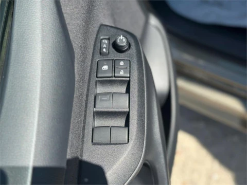 Toyota Yaris 5 Puertas Style 120H Automático (e-CVT)