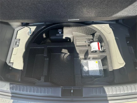 Toyota Yaris 5 Puertas Style 120H Automático (e-CVT)