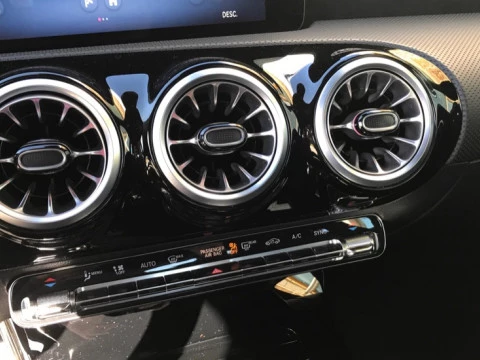 Mercedes-Benz Clase A  180 Compacto