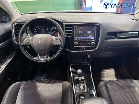 Mitsubishi Outlander 200 MPI Motion 2WD CVT 110 kW (150 CV)