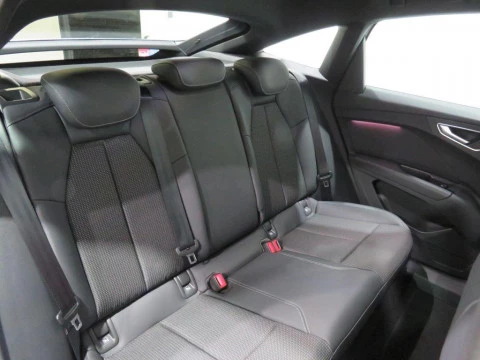 Audi Q4 Sportback e-tron Genuine edition 45 e-tron 82kWh 210 kW (286 CV)