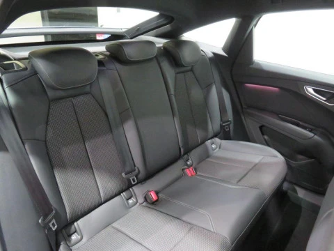 Audi Q4 Sportback e-tron Genuine edition 45 e-tron 82kWh 210 kW (286 CV)