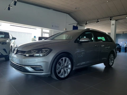 Volkswagen Golf Sport 1.6 TDI 85kW (115CV) DSG Variant Volkswagen Golf Sport 1.6 TDI 85kW (115CV) DSG Variant