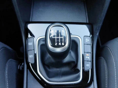 Kia Sportage 1.6 CRDi MHEV Drive 4x2 100 kW (136 CV)