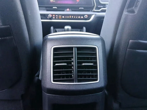 Kia Sportage 1.6 CRDi MHEV Drive 4x2 100 kW (136 CV)