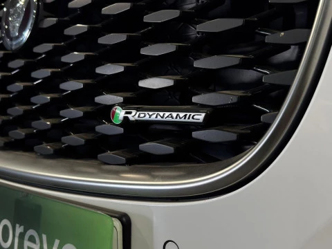 Jaguar F-Pace 2.0D I4 204PS AWD Auto MHEV R-Dynamic S 150Kw