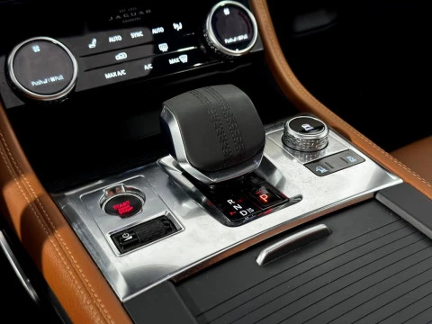 Jaguar F-Pace 2.0D I4 204PS AWD Auto MHEV R-Dynamic S 150Kw