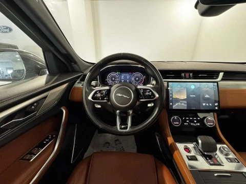 Jaguar F-Pace 2.0D I4 204PS AWD Auto MHEV R-Dynamic S 150Kw