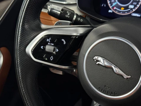 Jaguar F-Pace 2.0D I4 204PS AWD Auto MHEV R-Dynamic S 150Kw