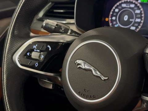 Jaguar F-Pace 2.0D I4 204PS AWD Auto MHEV R-Dynamic S 150Kw