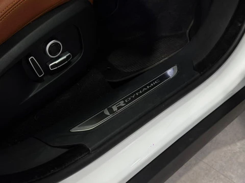 Jaguar F-Pace 2.0D I4 204PS AWD Auto MHEV R-Dynamic S 150Kw