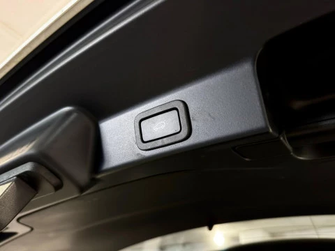 Jaguar F-Pace 2.0D I4 204PS AWD Auto MHEV R-Dynamic S 150Kw