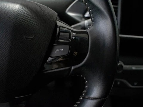 Peugeot 308 fam. 1.2 PURETECH 96KW STYLE SW 5P