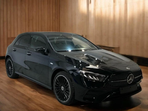 Mercedes-Benz Clase A A 250 e con tecnologia hibrida EQ