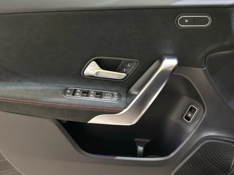 Mercedes-Benz Clase A A 250 e con tecnologia hibrida EQ