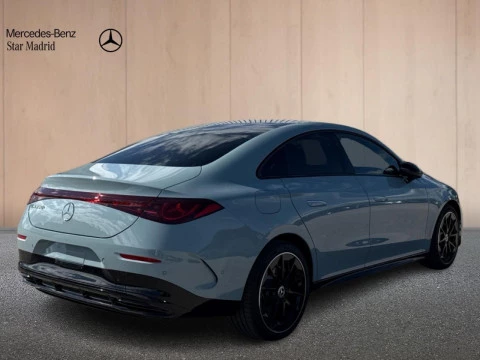 Mercedes-Benz CLA  250+ con tecnologia EQ