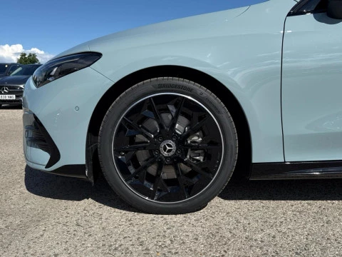Mercedes-Benz CLA  250+ con tecnologia EQ
