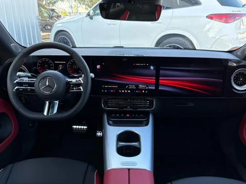 Mercedes-Benz CLA  250+ con tecnologia EQ