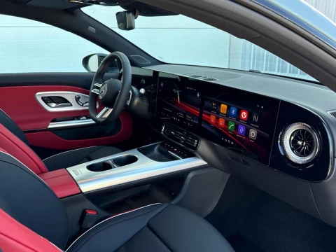 Mercedes-Benz CLA  250+ con tecnologia EQ