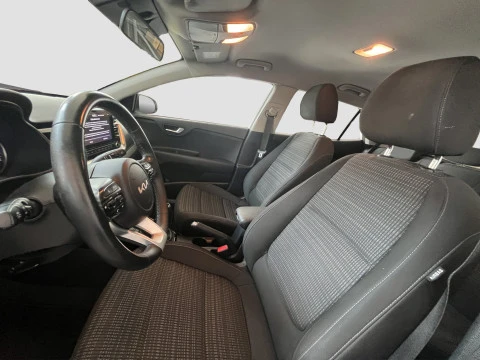 Kia Stonic 1.0 T-GDi 74kW (100CV) MHEV iMT Drive