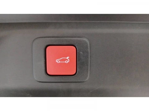 Peugeot e-3008 GT Eléctrico 157kW