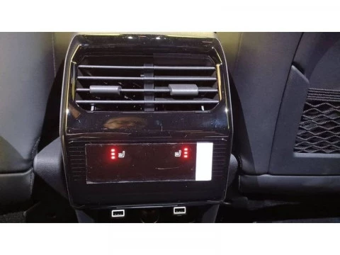 Peugeot e-3008 GT Eléctrico 157kW