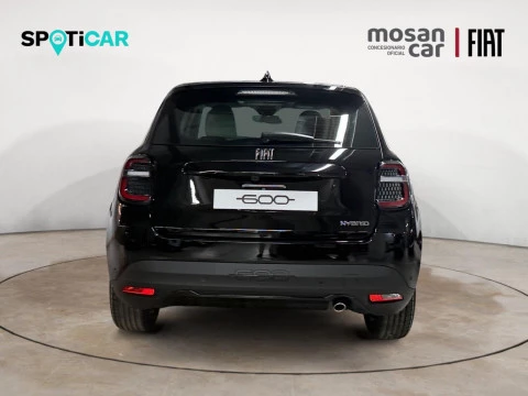 Fiat 600 MHEV Icon 1.2 81kW (110CV) DDCT