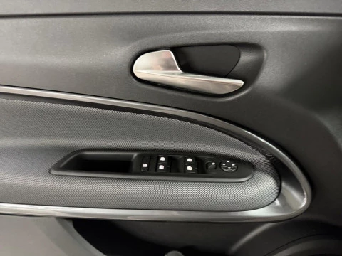 Fiat 600 MHEV Icon 1.2 81kW (110CV) DDCT