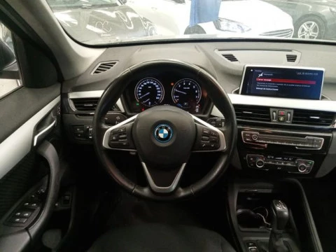 BMW X1 xDrive25e