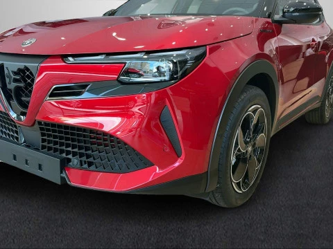 Alfa Romeo Junior Elettrica 115kW (156CV)