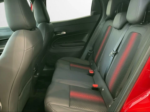 Alfa Romeo Junior Elettrica 115kW (156CV)