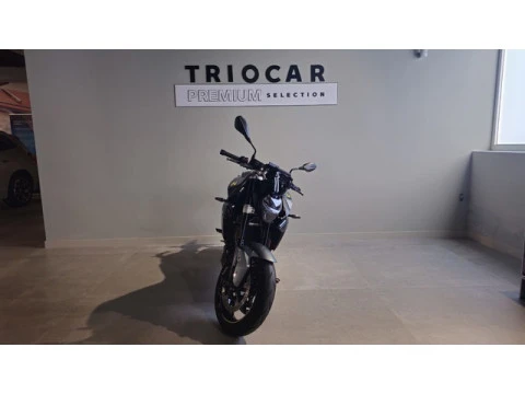 BMW Motorrad F 900 R Roadster / Naked Bike