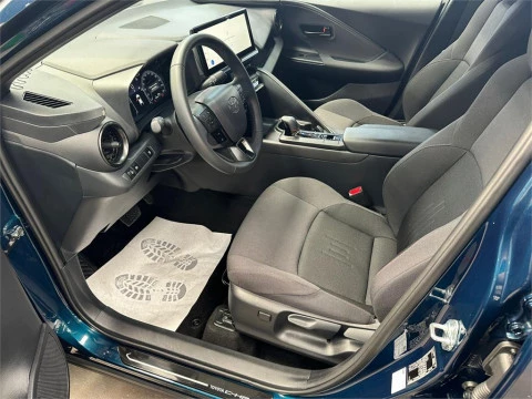 Toyota C-HR - Advance Hybrid 140